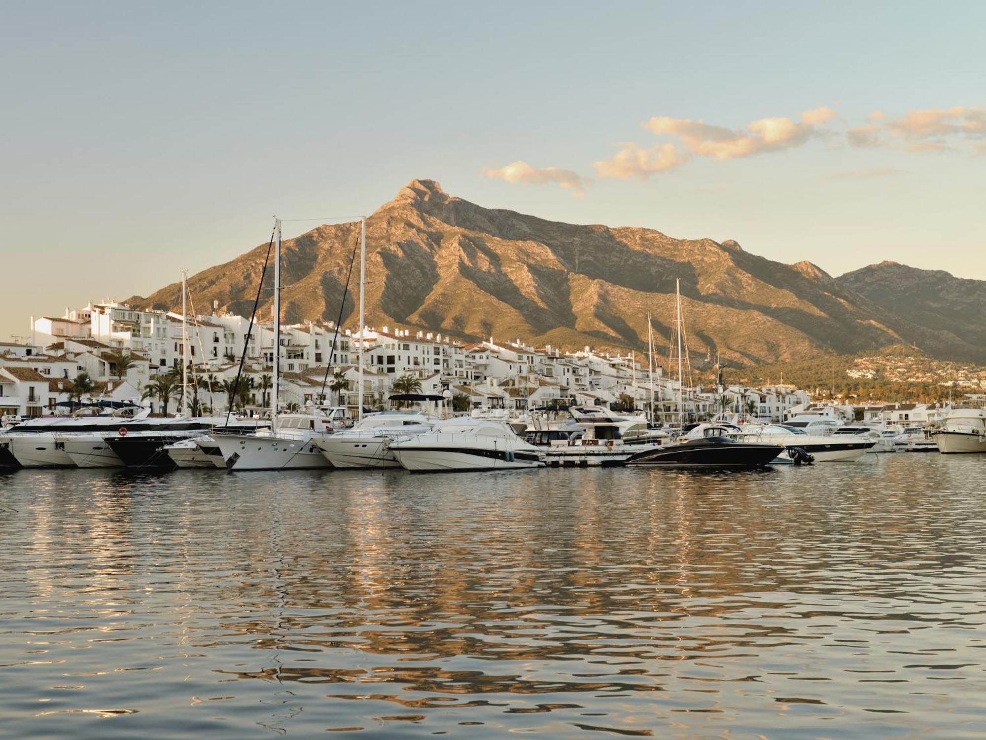 Vacation Marbella I Sea Views, 24-7 Security, Parking, Walk To Everything In Luxurious Puerto Banus מראה חיצוני תמונה